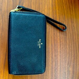 Kate Spade Black Leather Wallet Sophisticated and Compact